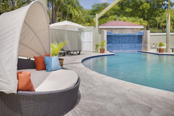 The infinity edge pool overlooking the Caribbean at Pineapple Beach Club Antigua