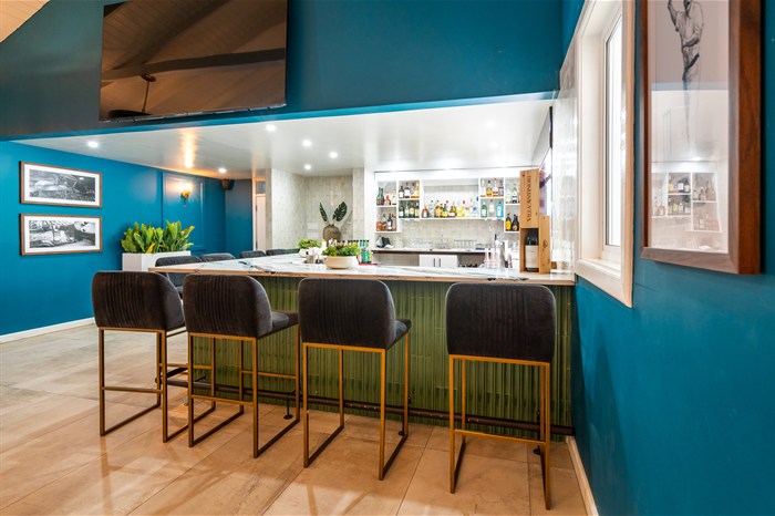 6 All-Inclusive Bars and Lounges at The Verandah Antigua